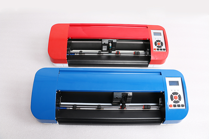 Artistic cutting plotter HOT S - đánh giá và giá Vinyl Cutter Plotter